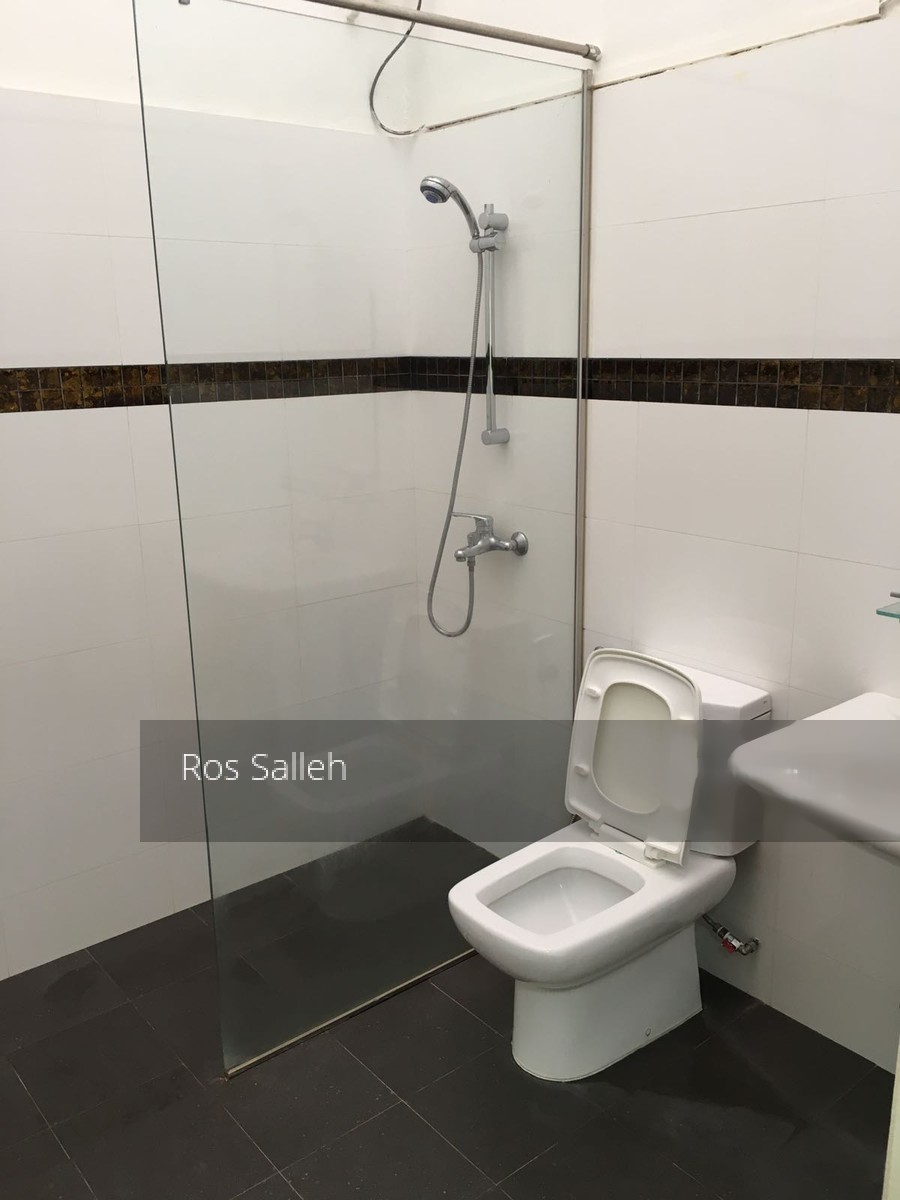 Pasir Ris Beach Park (D18), Terrace #132571472
